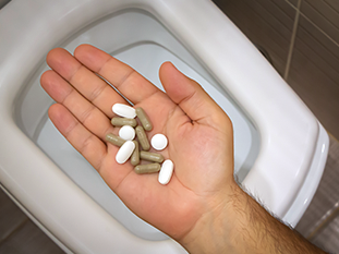 Chemikálie, farby a lieky - ďalší nepriatelia kanalizácie