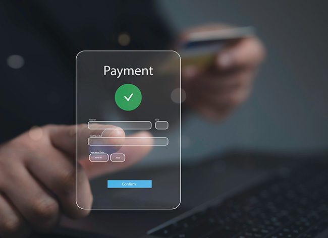 Naši zákazníci môžu využiť platbu kartou cez zákaznícky portál